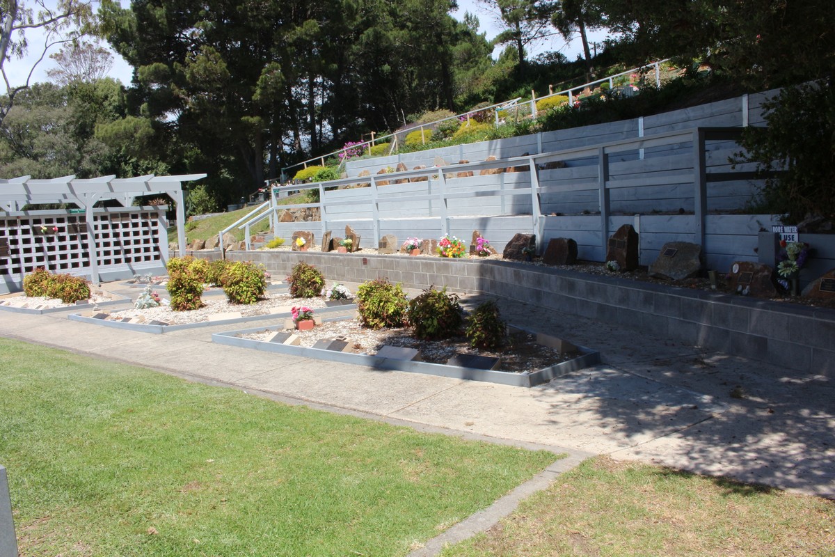 Shrub Garden D foreground Rockery 1 background